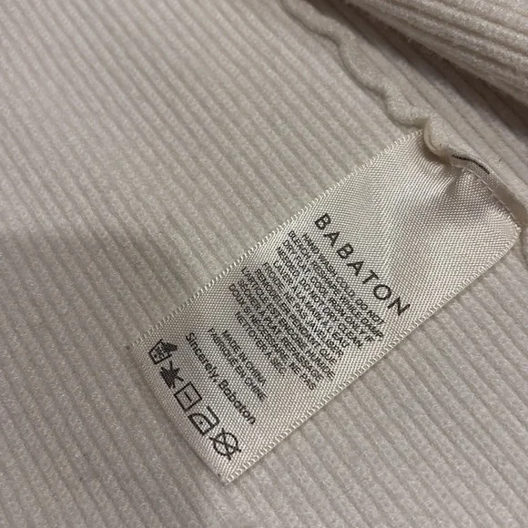 Babaton Aritzia white summer cardigan - Picture 7 of 7